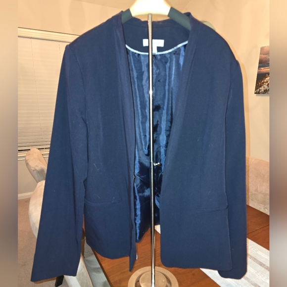 Liz Claiborne Jackets & Blazers - Liz Claiborne Beautiful Navy Women's Blazer, Fully Lined, High Quality, Size 20T